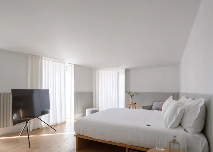 Montecarmo12 - Design Boutique Hotel Lisbon